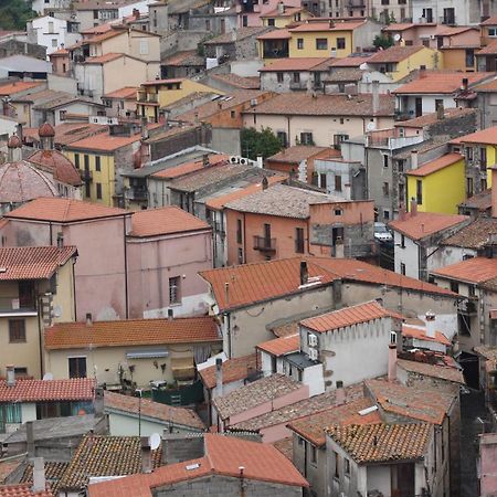 Il Lupo Rosso Bed & Breakfast Santu Lussurgiu Dış mekan fotoğraf